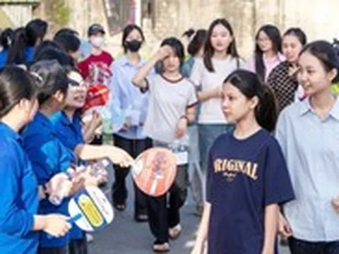 Đề văn vào lớp 10 ở Nghệ An hỏi về 'trò chơi dân gian' với giới trẻ