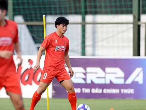 Công Phượng chia tay tuyển Việt Nam, HLV Kim Sang-sik thêm ‘đau đầu’