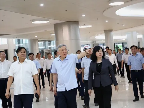 Đưa bác sĩ, nhân viên y tế tay nghề cao về Bệnh viện Bạch Mai, Việt Đức cơ sở 2