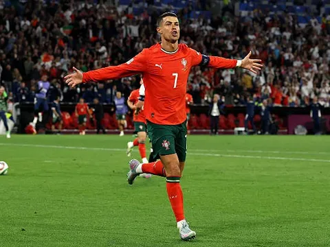 Ronaldo giúp Bồ Đào Nha hạ Đức, vào chung kết Nations League