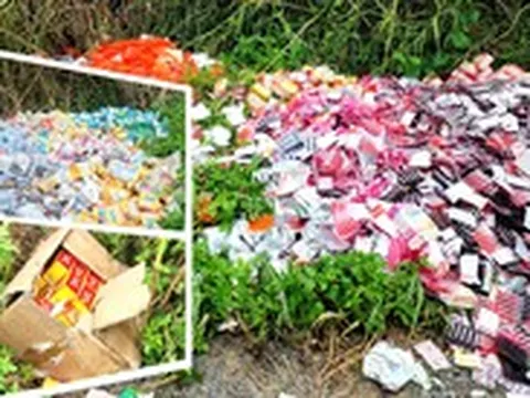 Xác minh hàng nghìn hộp thực phẩm chức năng đổ đống ở vùng ven TP.HCM