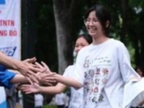 Đề tiếng Anh thi vào lớp 10 Hà Nội