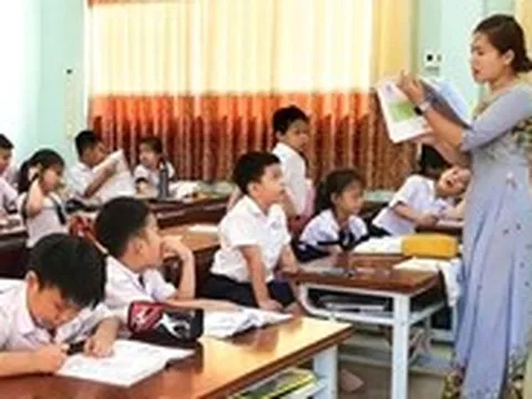 Thủ tướng: Đảm bảo nguồn lực để tổ chức dạy học 2 buổi/ngày