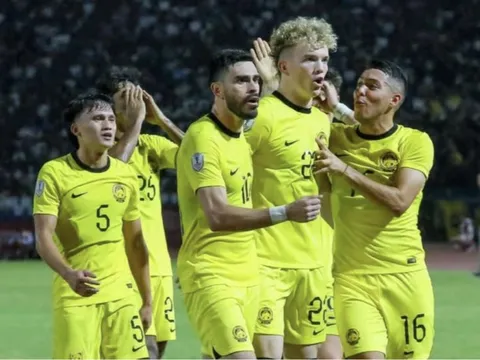 Đội tuyển Việt Nam: Hiểm hoạ từ dàn cầu thủ nhập tịch của Malaysia