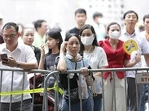 Đề thi văn lớp 10 Hà Nội: Đổi mới nhưng vẫn... an toàn?