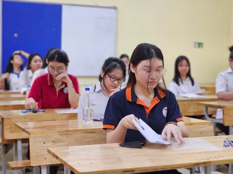 'Hạnh Phúc' của Giang Nam có mặt trong bài thi Ngữ Văn: Gợi ý giải đề