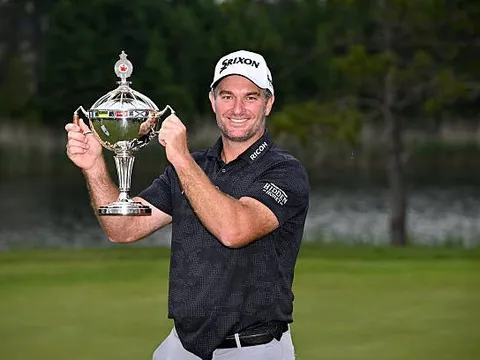 'Cú đánh hay nhất sự nghiệp' mang về chiến thắng playoff cho Ryan Fox tại RBC Canadian Open