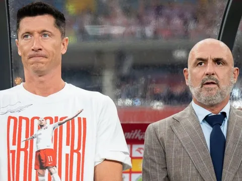 Bị tước băng đội trưởng, Lewandowski giận dữ rời đội, tuyên bố không trở lại nếu HLV Probierz còn tại vị