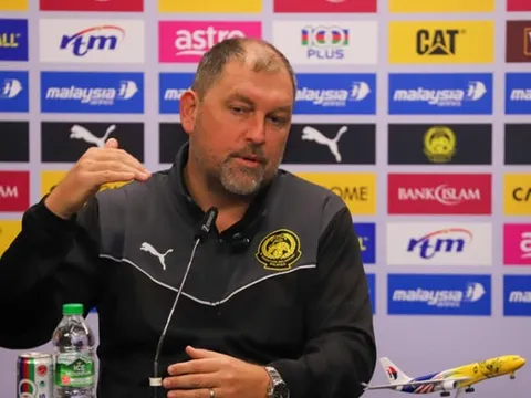 HLV Malaysia tuyên bố thắng Việt Nam nhờ sức mạnh tập thể