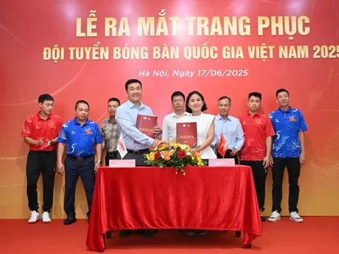 Đội tuyển bóng bàn Việt Nam ra mắt 'chiến bào' mới, tự tin hướng đến SEA Games 33