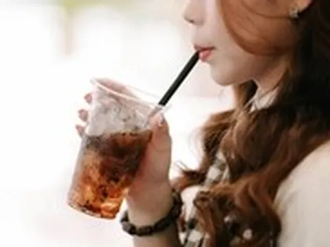 Từ trà sữa, nước ngọt đến bệnh tật bủa vây