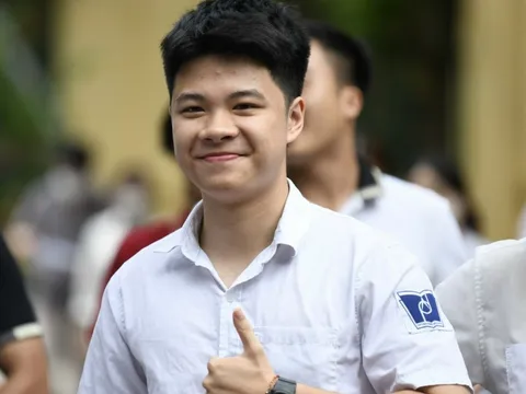 Làm bài thi Lịch sử Tốt nghiệp THPT: Không tích đáp án một lượt đề thi, tránh dừng quá lâu ở một câu