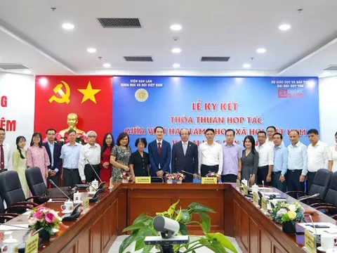 ĐH Duy Tân ký kết Thỏa thuận Hợp tác với Viện Hàn lâm Khoa học Xã hội Việt Nam