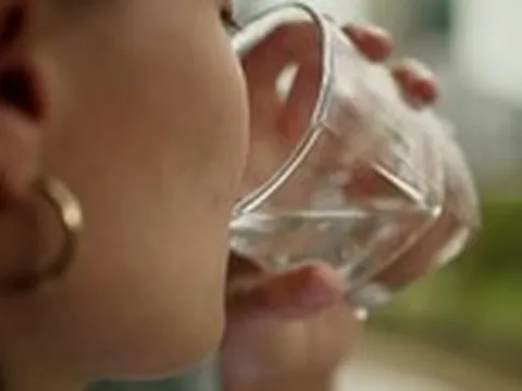 Những thói quen, lựa chọn mỗi ngày có thể khiến bạn lão hóa nhanh hơn