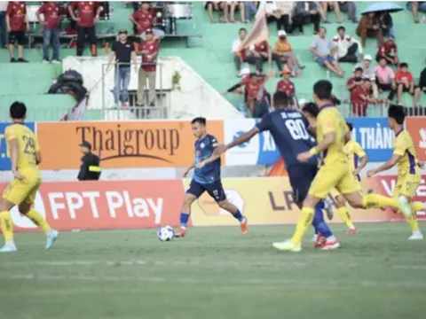 CLB Hà Nội ‘tiễn’ Bình Định xuống hạng, SHB Đà Nẵng đá play-off