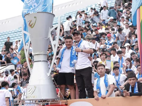 Thiên Trường trẩy hội trong ngày Nam Định đăng quang ngôi vô địch V-League