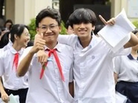 TP.HCM công bố điểm chuẩn lớp 10 chuyên và tích hợp