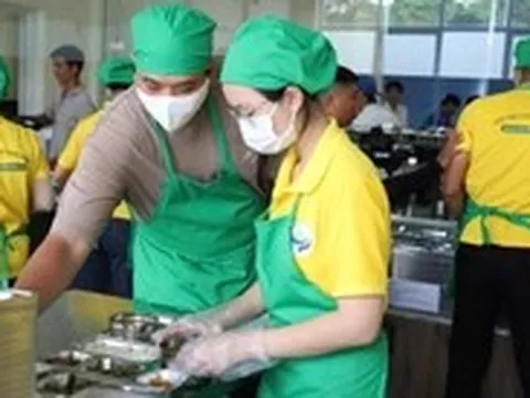 Hơn 1 tỉ đồng xây bếp ăn hỗ trợ sinh viên khó khăn tại Đại học Quốc gia TP.HCM