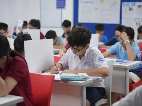 Học sinh giỏi nên có lối đi riêng - không bị đóng khung bởi điểm số