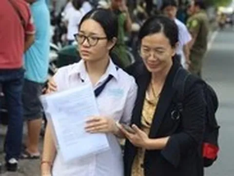 Đề thi tiếng Anh tốt nghiệp THPT khó 'ngang ngửa' đề thi IELTS?