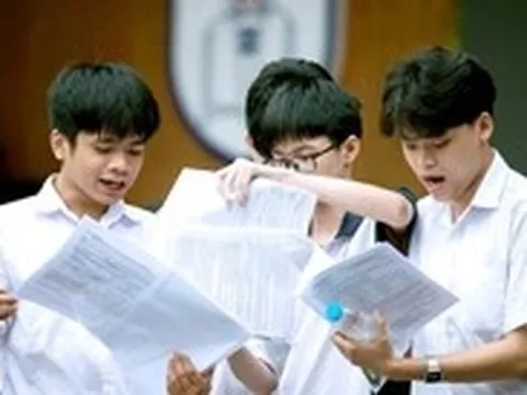 Thí sinh thở phào sau giờ thi môn tự chọn, tổ hợp môn
