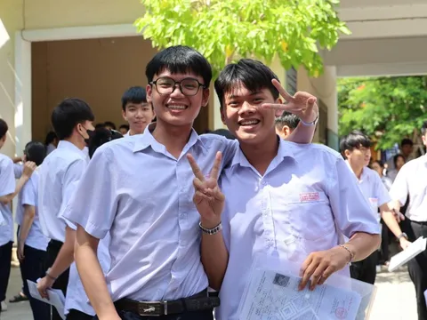 Giải full 24 mã đề Toán thi tốt nghiệp THPT năm 2025