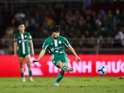 VIDEO: Khoảnh khắc Công Phượng hóa thành ‘tội đồ’ của Bình Phước