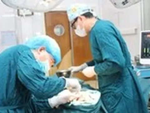 Mảng đen trên da trẻ không chỉ là thẩm mỹ mà còn tiềm ẩn nguy cơ ung thư