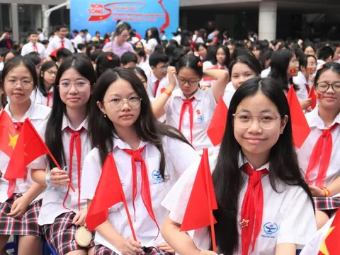 Cấp xã quản lý hoạt động dạy thêm, học thêm, rà soát việc chọn sách giáo khoa