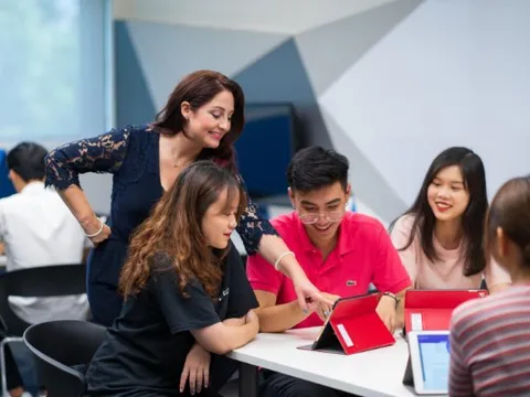 'Cơn khát' nhân sự chất lượng cao trong chuyển đổi số