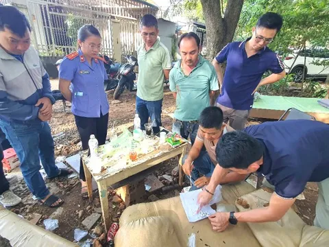 Cất giấu ma tuý khắp nghĩa trang