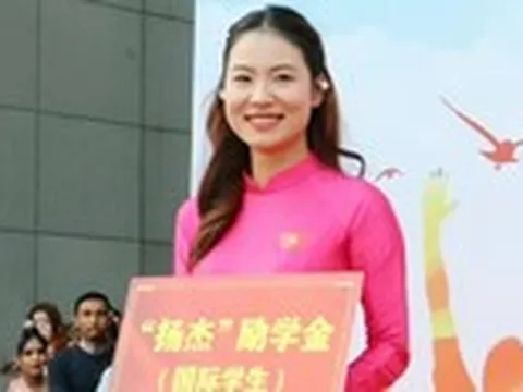 Trợ giảng ĐH Duy Tân giành giải cuộc thi Tinh anh Kinh doanh Sinh viên Quốc tế