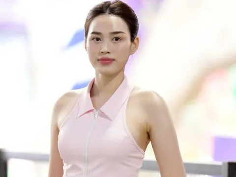 Đỗ Thị Hà khoe chân dài, thi đấu căng thẳng trên sân Giải Vô địch Pickleball Việt Nam