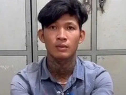 Đi ngang qua ghe nhau mà thành án mạng với 5 nhát dao