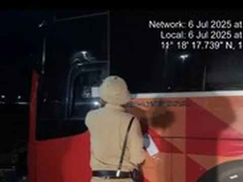 Bị tước bằng, tài xế vẫn lái xe giường nằm chở 38 khách