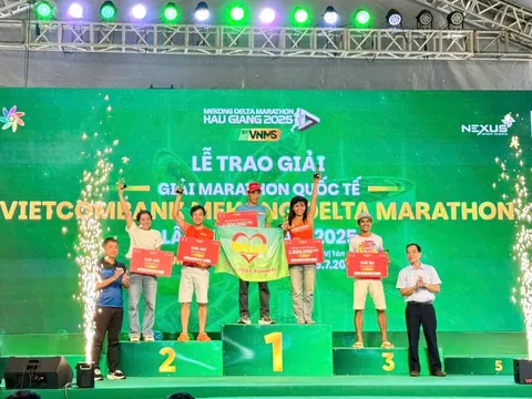 Hành trình vượt thử thách của Runner 1981 thuộc nhóm U50 đầy năng lượng và UDAQUA Gel