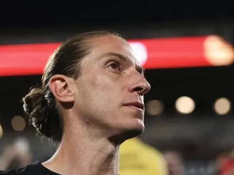 Filipe Luis: Người biến thử thách thành nghệ thuật đơn giản