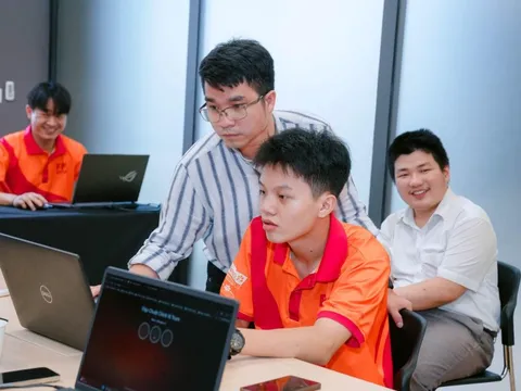 Doanh nghiệp cần lập trình viên đa nhiệm: Người học có đang đi đúng hướng?