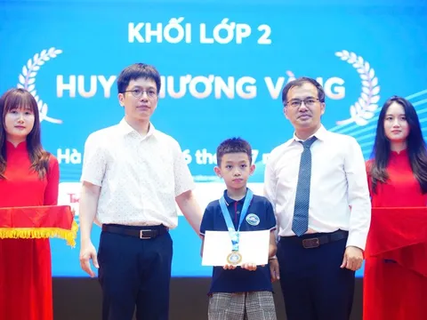 Thí sinh đoạt Huy chương Vàng AIMO 2025: Giải được bài Toán khó như chinh phục 'ngọn núi' cao