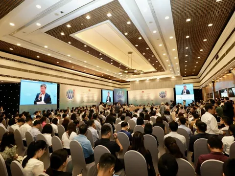 [Phóng sự ảnh]: Cuộc bàn thảo chiến lược nhằm hiện thực hóa mục tiêu tăng trưởng 2 con số
