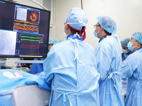 Kịp thời cứu bệnh nhân Campuchia nhiễm trùng, hoại tử nặng