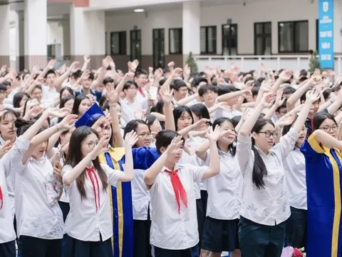 Điểm danh trường THCS có điểm trung bình thi vào 10 ở Hà Nội cao ngất ngưởng