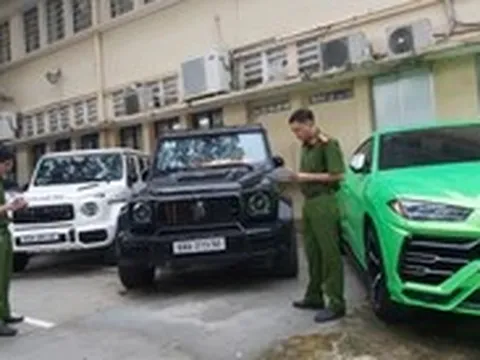 Phan Công Khanh lừa bán siêu xe Mercedes Brabus G800 như thế nào?