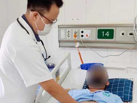 Dịch sốt xuất huyết diễn biến phức tạp, ca mắc tăng