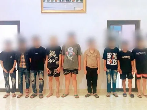 Triệu tập 11 đối tượng tham gia hỗn chiến giữa đêm khuya