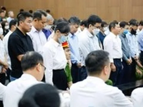 Nhiều cựu lãnh đạo địa phương 'tha hóa, biến chất, sa ngã' bị ông chủ Phúc Sơn thao túng