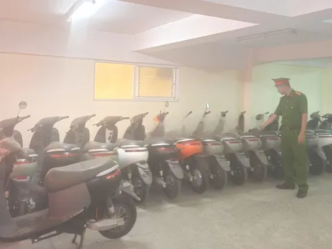 Triệt phá đường dây sản xuất, buôn bán xe máy điện giả