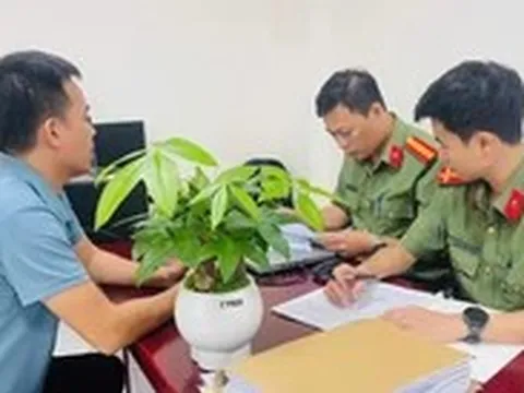 Khởi tố 3 người tổ chức cho người khác trốn đi nước ngoài