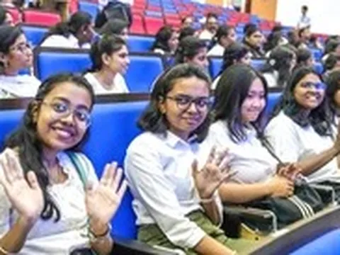 Bác sĩ Ấn Độ sẽ tới Việt Nam học thạc sĩ y khoa