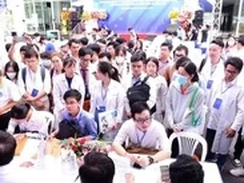 TP.HCM đưa gần 300 bác sĩ trẻ về trạm y tế, trong đó có đặc khu Côn Đảo